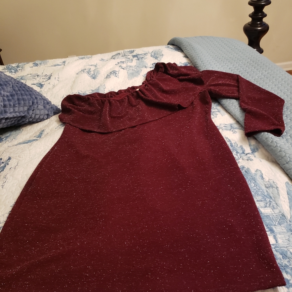 Dress - Picture 2 of 3